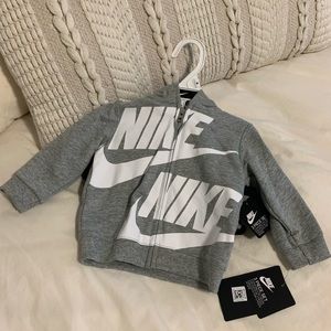 Nike 3 Piece Set size 6M